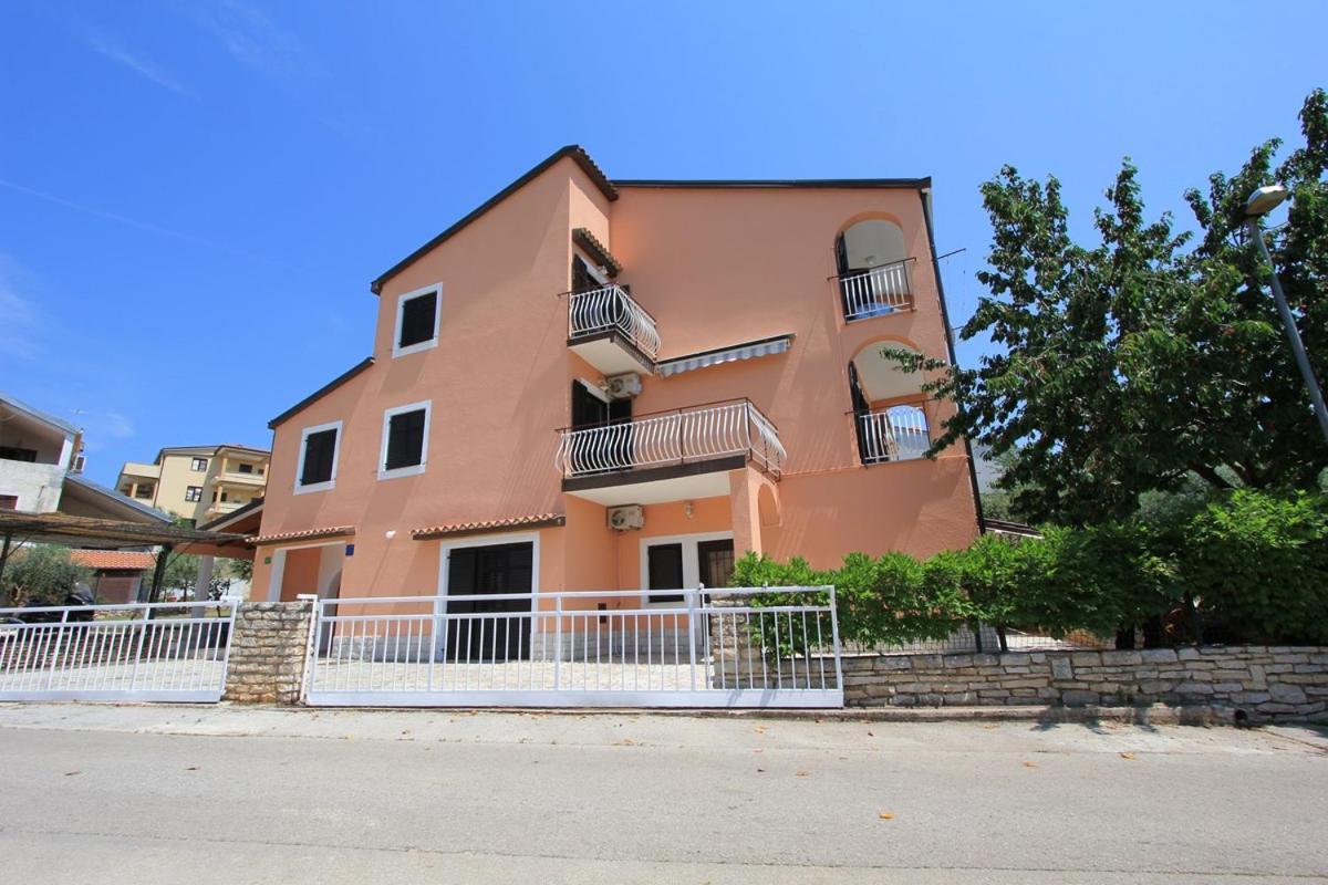 Apartments Susy Пула Екстер'єр фото