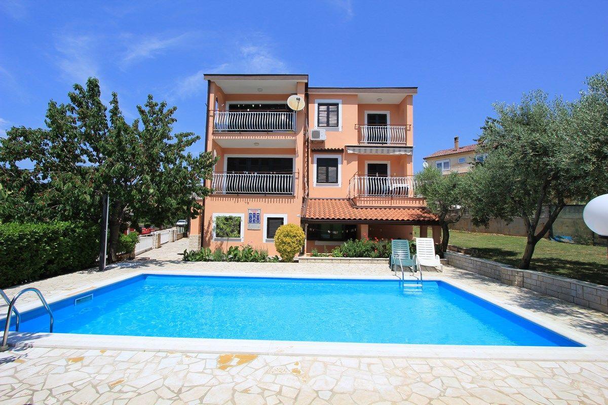 Apartments Susy Пула Екстер'єр фото